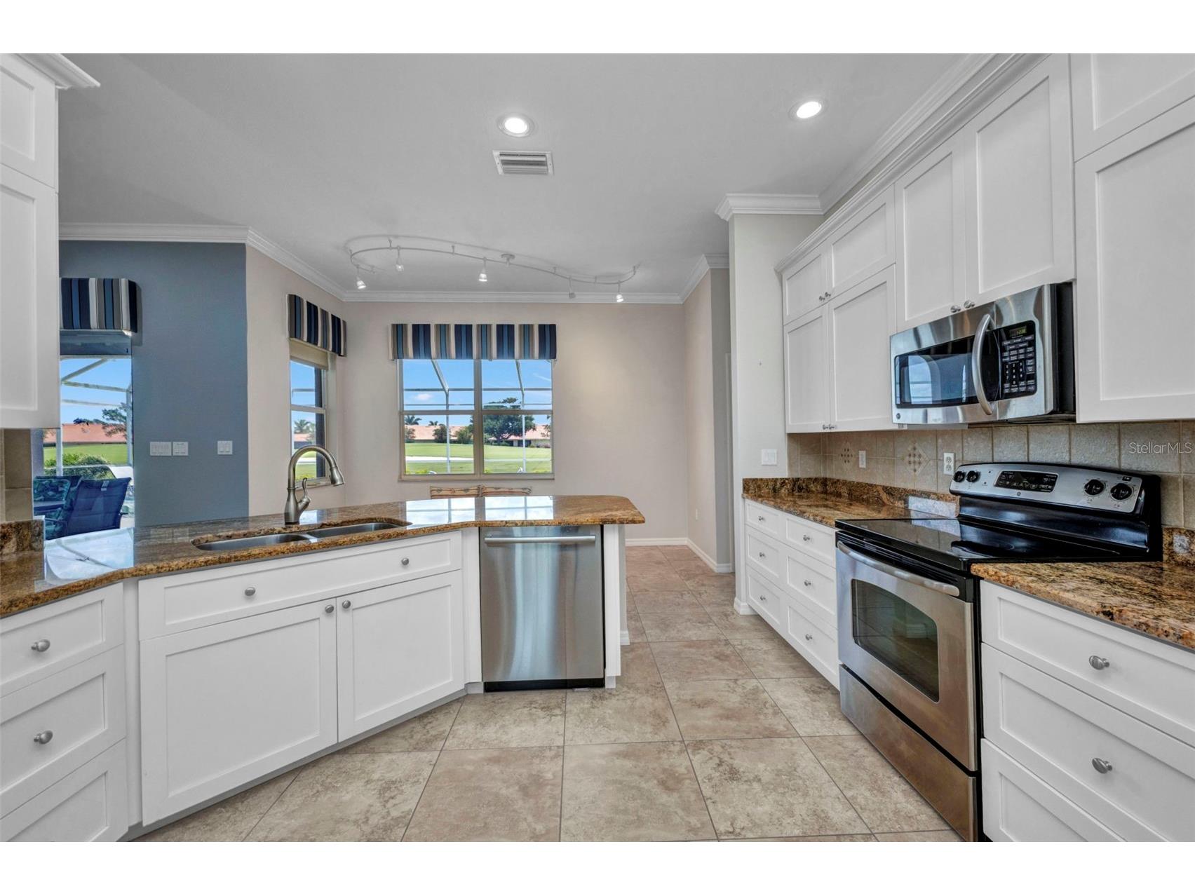 12951 SW Kingsway Circle Lake Suzy FL 34269 C7509582 image4