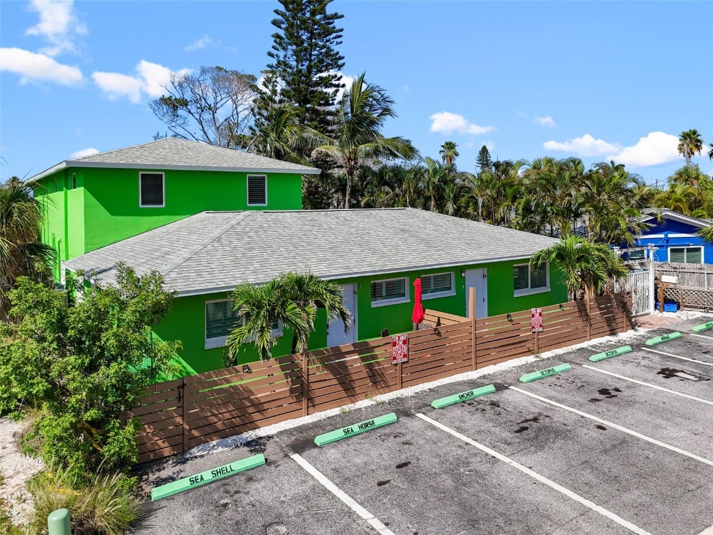 12955 Pelican Lane Madeira Beach FL 33708 TB8399312 image2