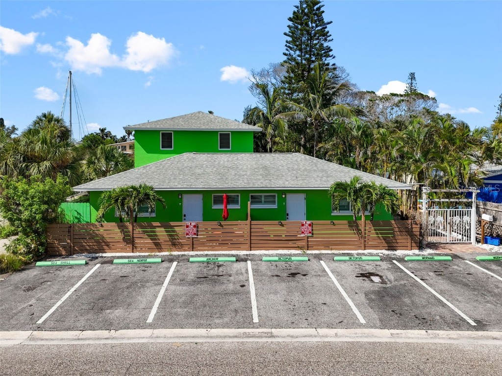 12955 Pelican Lane Madeira Beach FL 33708 TB8399312 image3