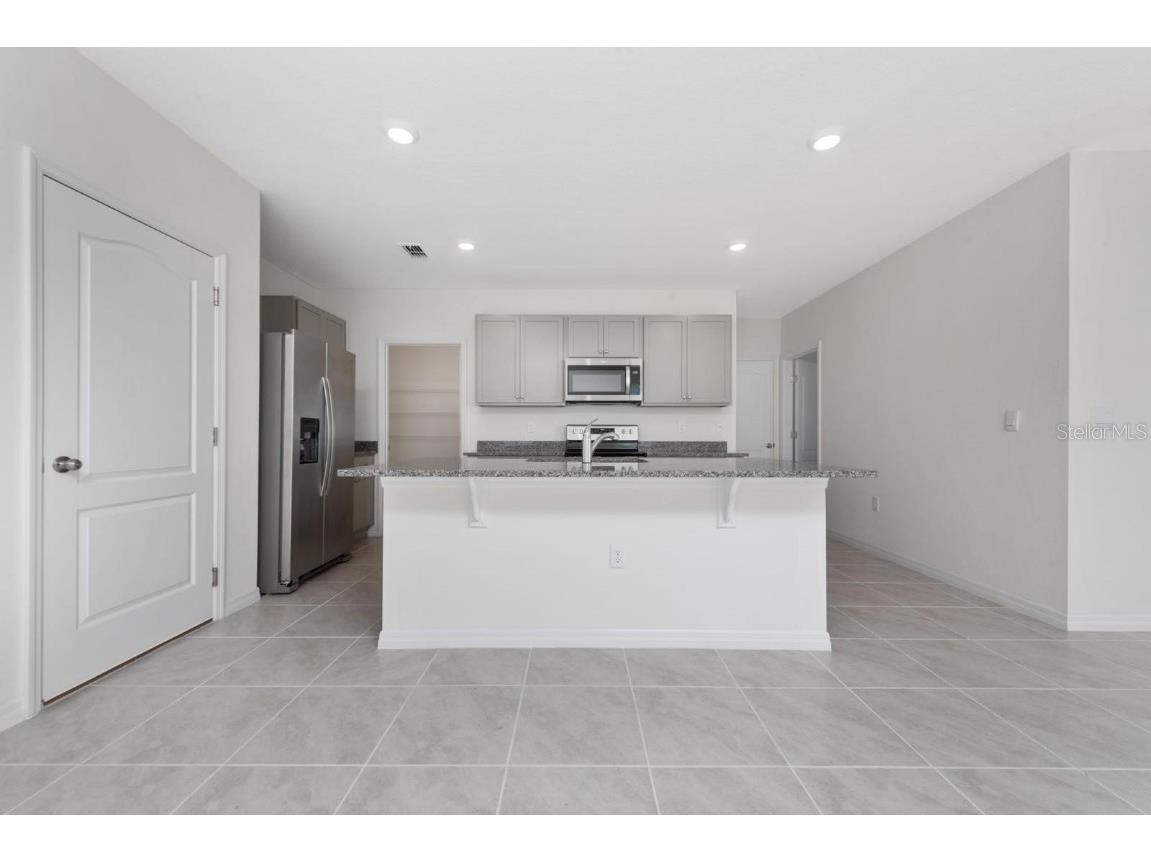 1296 Cascades Avenue Davenport FL 33837 O6344967 image4