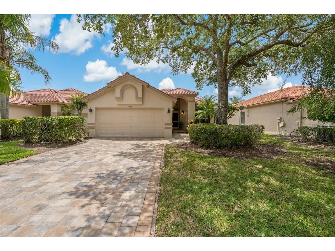 1296 Dartford Drive Tarpon Springs FL 34688 W7872231 image1