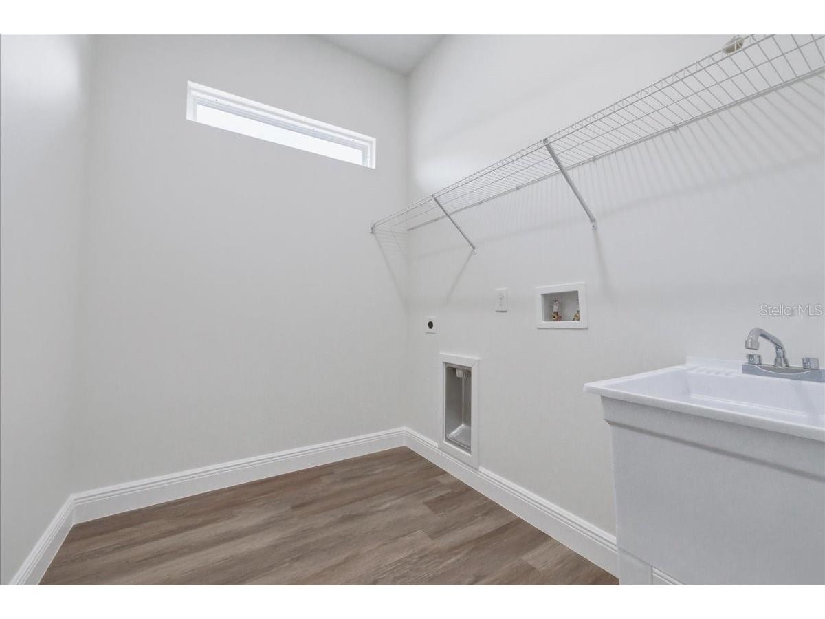1296 Moselle Avenue Orlando FL 32807 O6393720 image19
