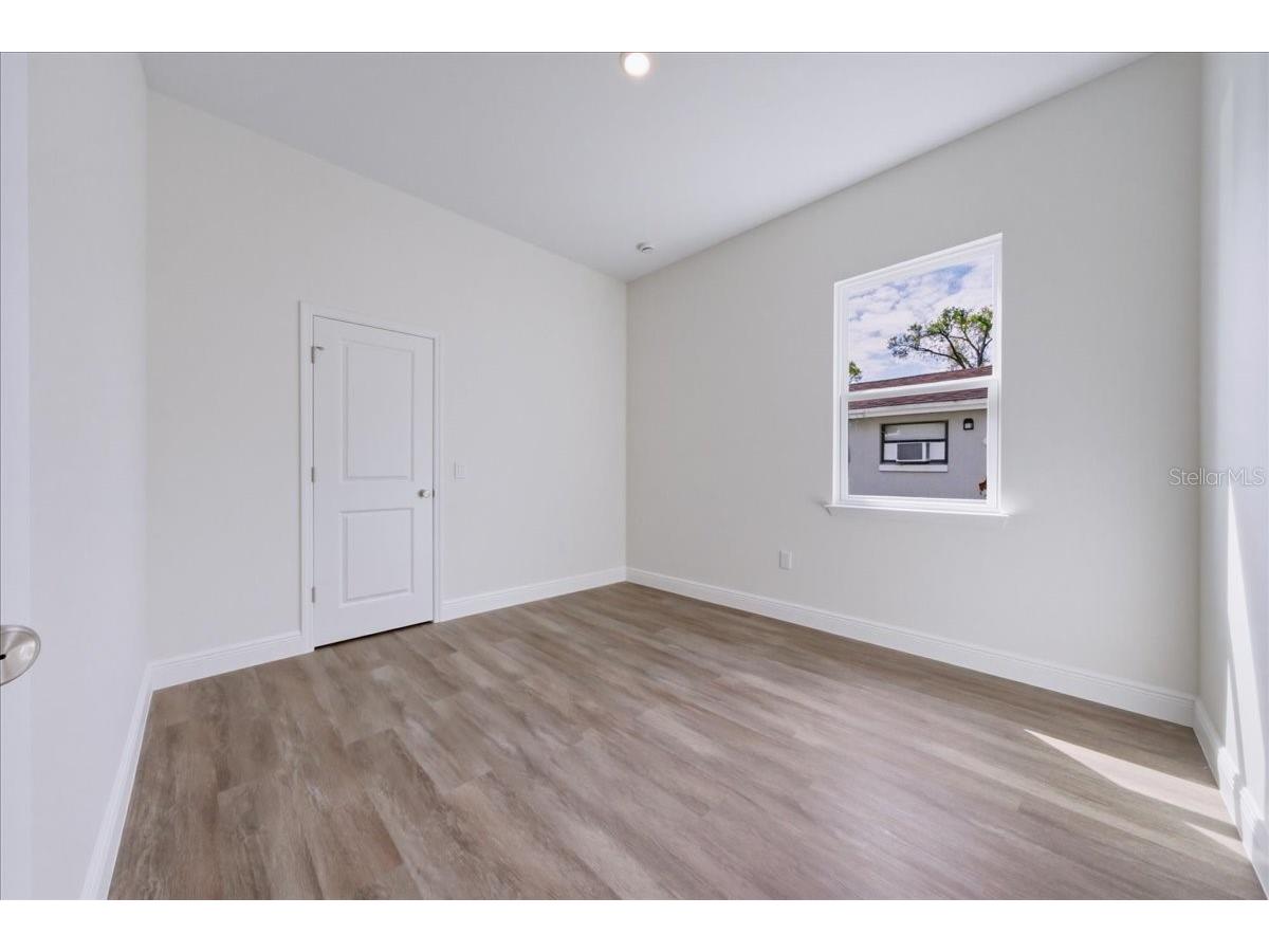 1296 Moselle Avenue Orlando FL 32807 O6393720 image23