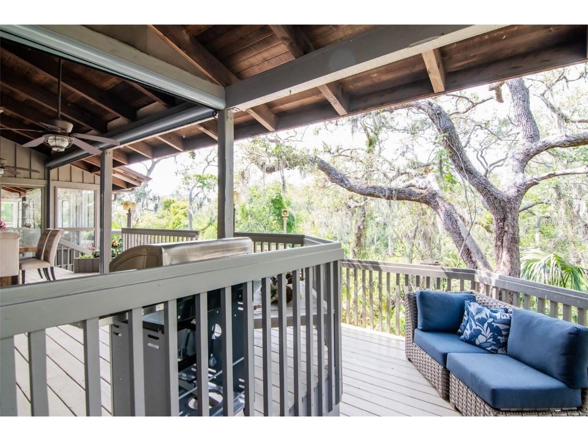 1296 Weybridge Lane Dunedin FL 34698 TB8445062 image46