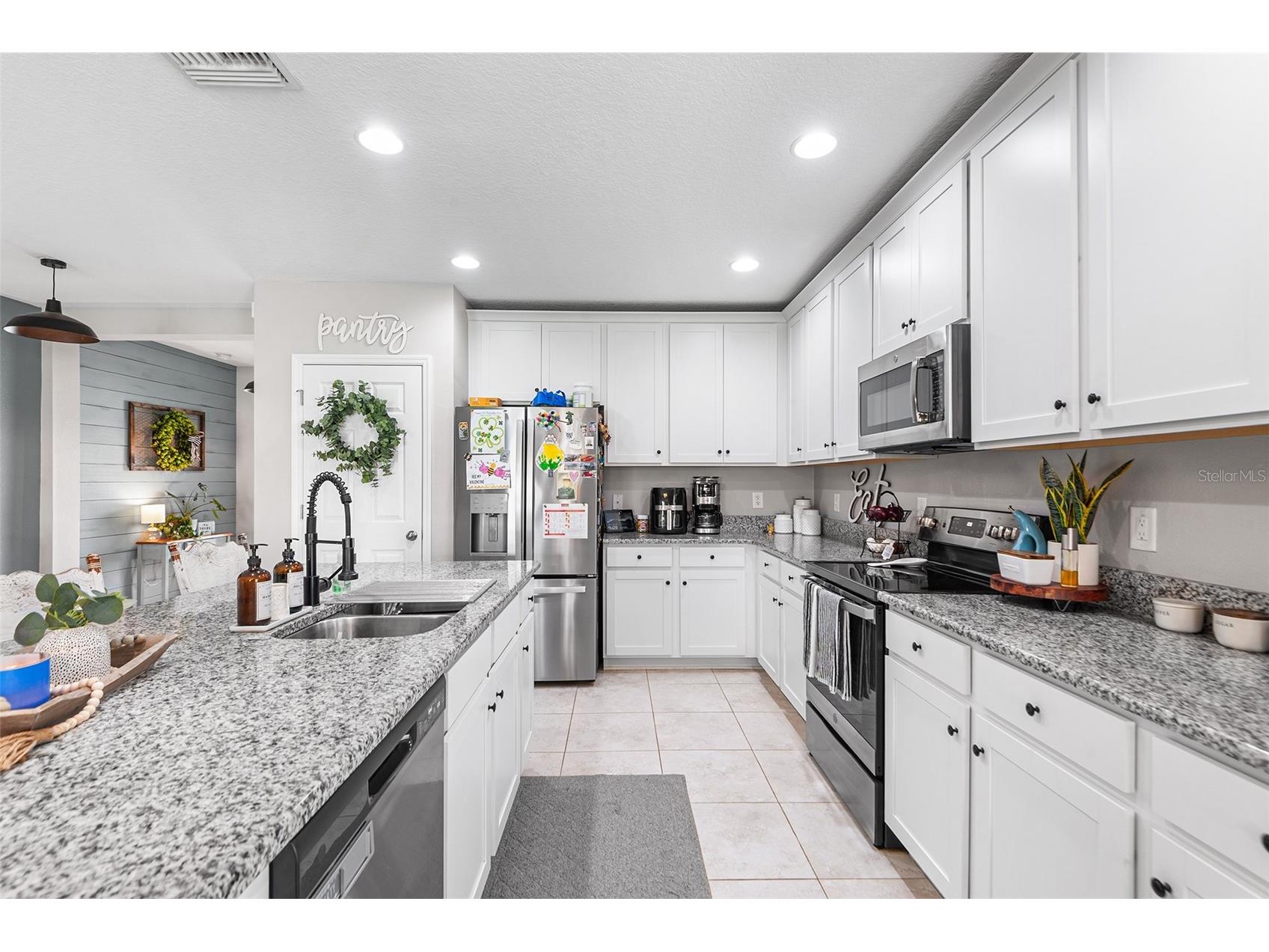 12960 Conquistador Loop Spring Hill FL 34610 TB8497605 image8