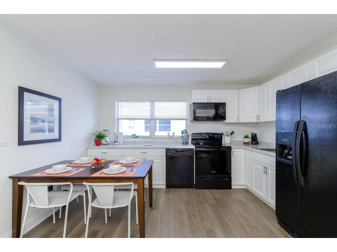 1297 13th Street Sarasota FL 34236 A4613700 image4