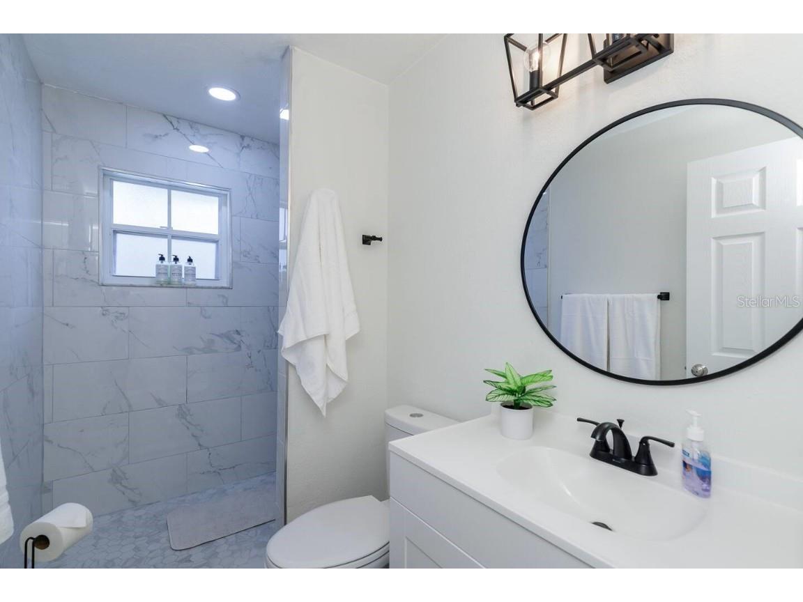 1297 13th Street Sarasota FL 34236 A4613700 image5