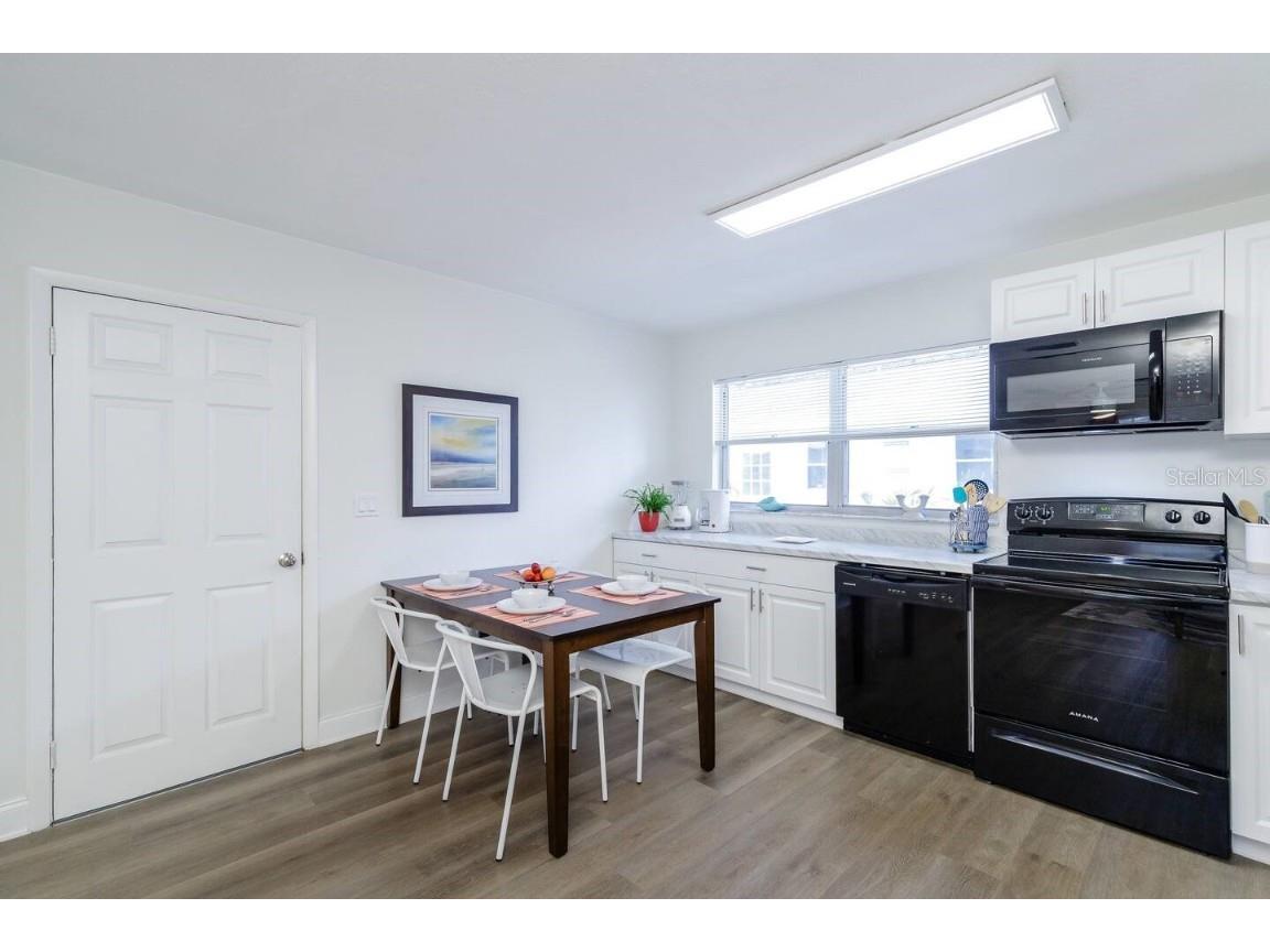 1297 13th Street Sarasota FL 34236 A4613700 image6