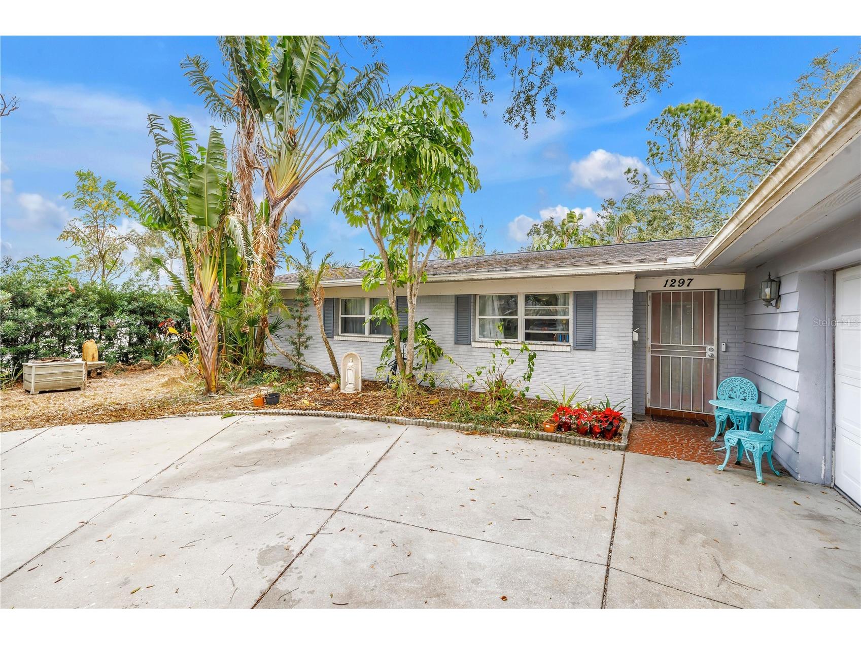 1297 Eden Isle Boulevard NE Saint Petersburg FL 33704 TB8469008 image1