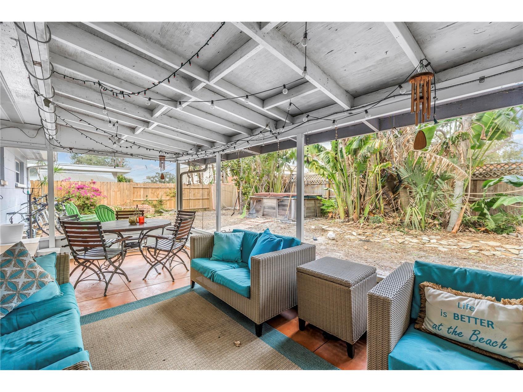 1297 Eden Isle Boulevard NE Saint Petersburg FL 33704 TB8469008 image19