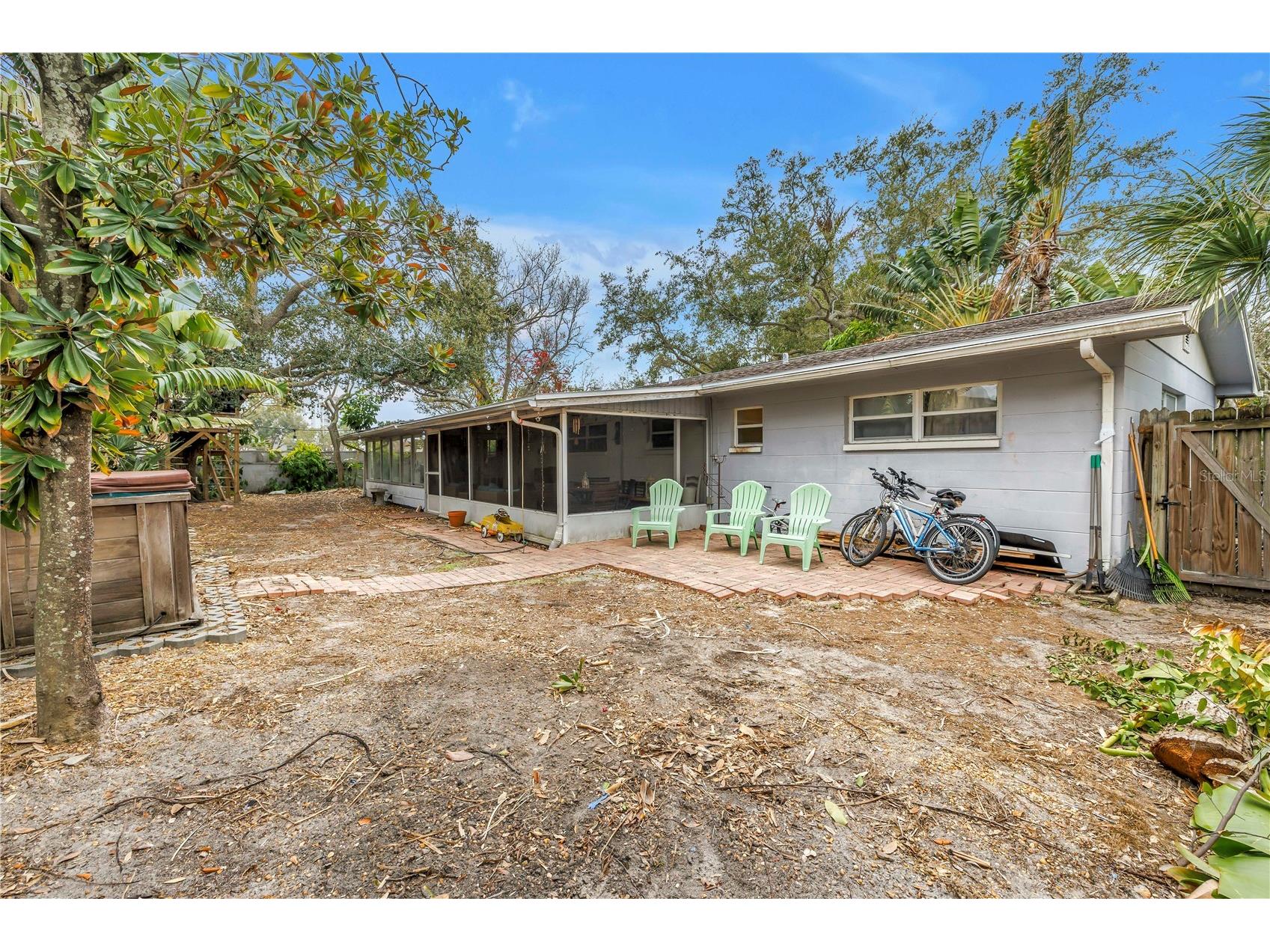 1297 Eden Isle Boulevard NE Saint Petersburg FL 33704 TB8469008 image38