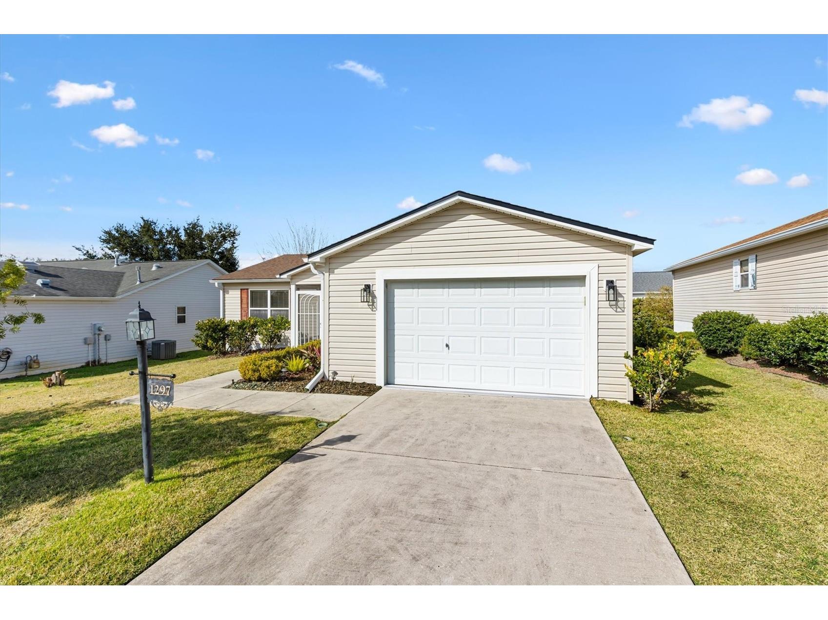 1297 Fort Lawn Loop The Villages FL 32162 OM717159 image2