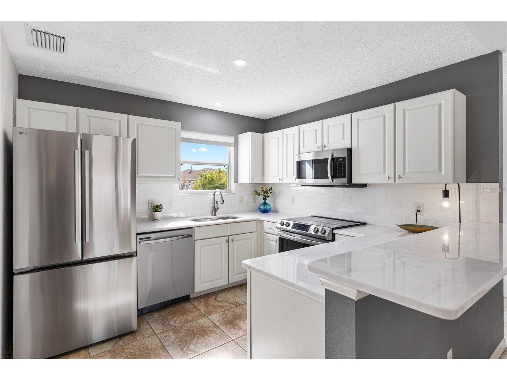 1297 Fort Lawn Loop The Villages FL 32162 OM717159 image7