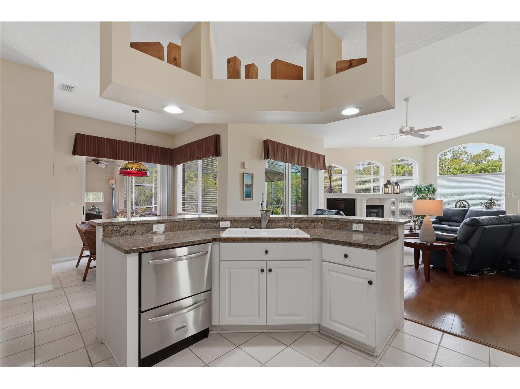 1297 Kings Way Lane Tarpon Springs FL 34688 W7884290 image13