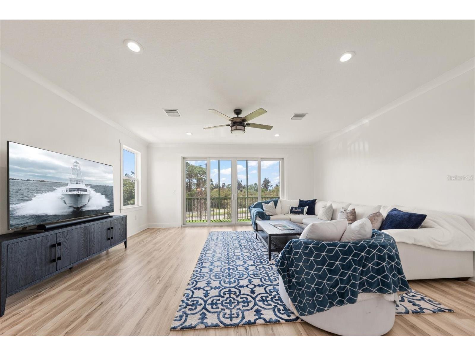 1297 Savona Drive NE Saint Petersburg FL 33702 TB8485725 image1