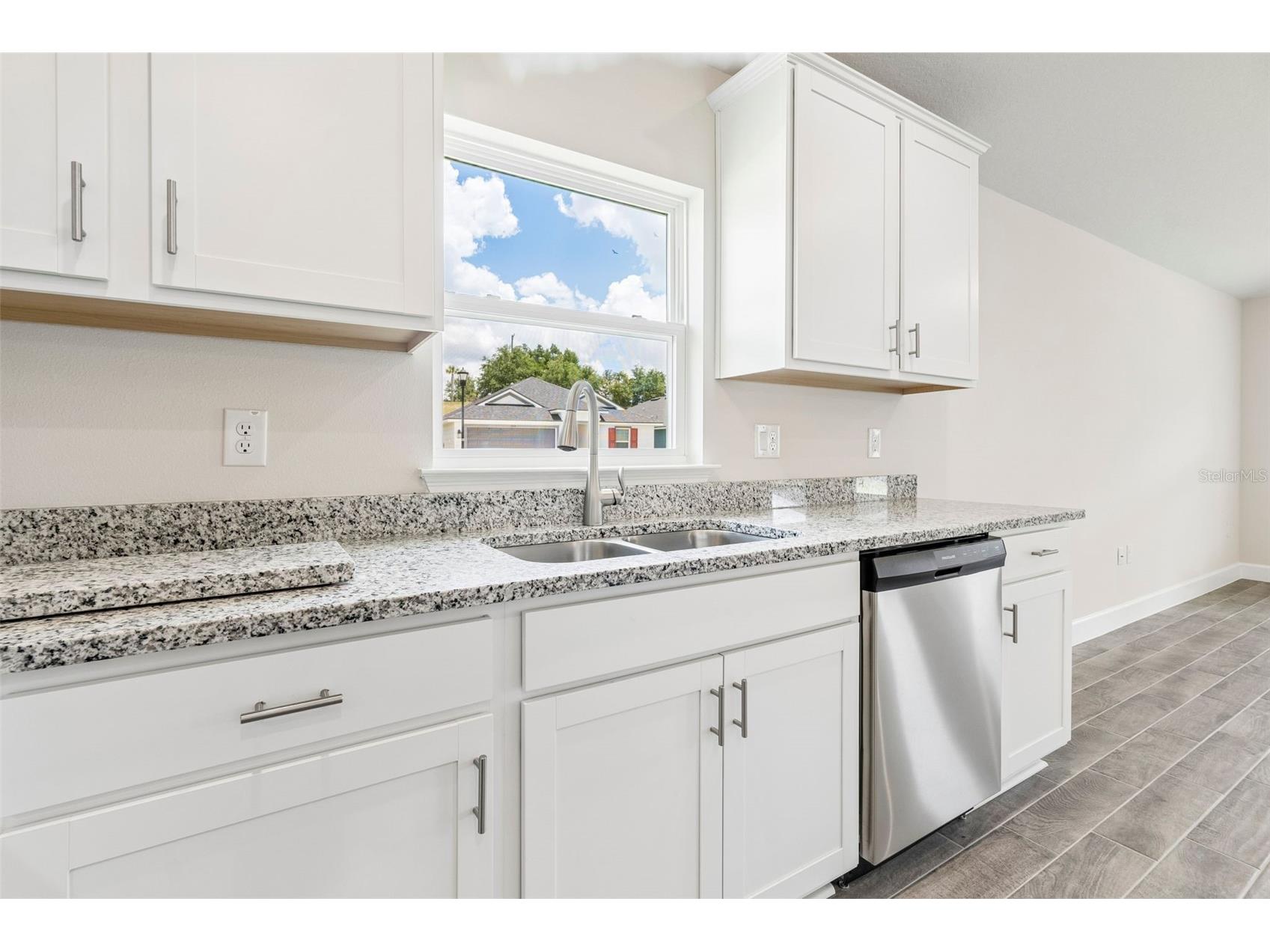 12976 Kent Bradley Street Dade City FL 33525 TB8493462 image24
