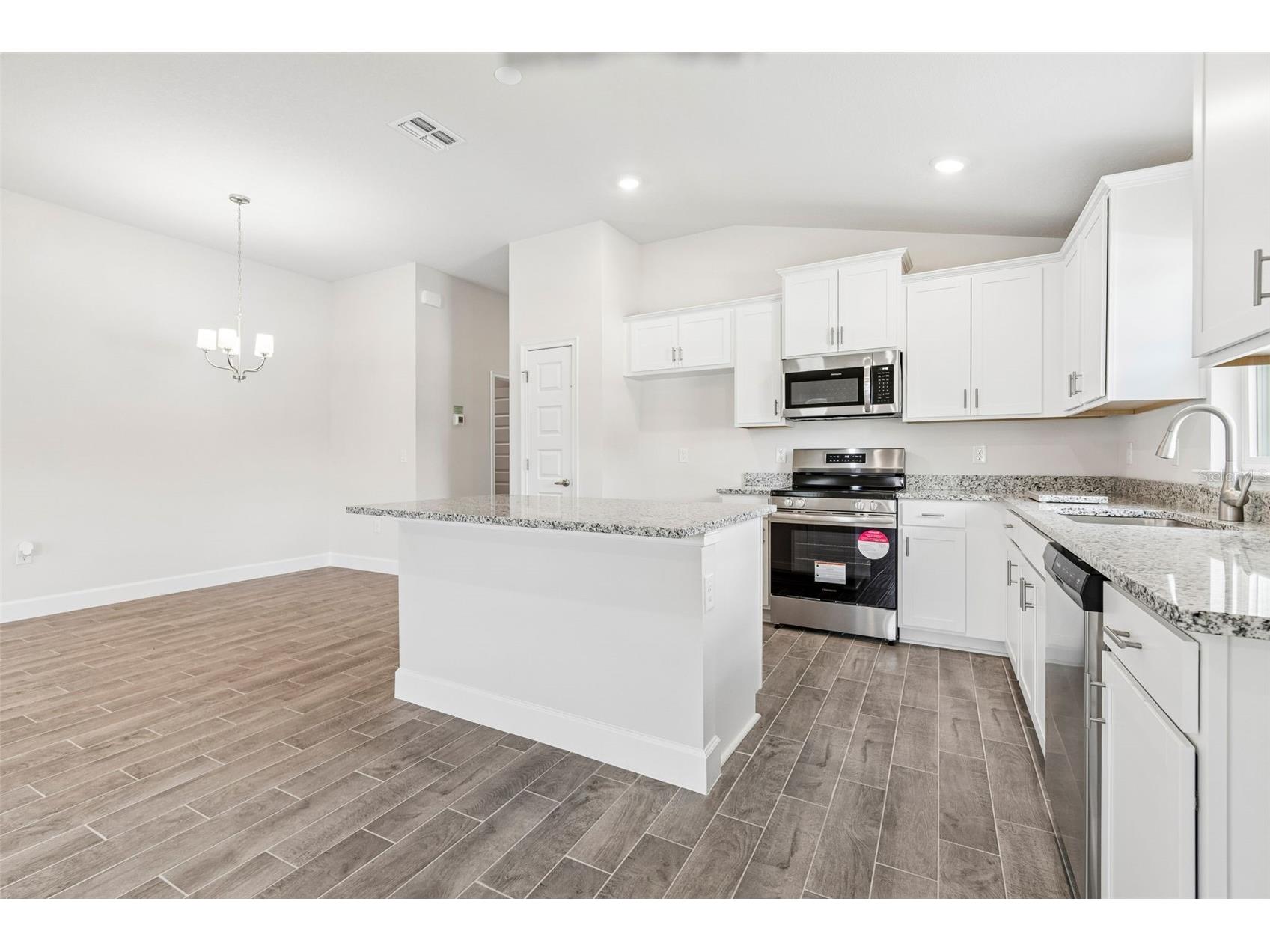 12976 Kent Bradley Street Dade City FL 33525 TB8493462 image27