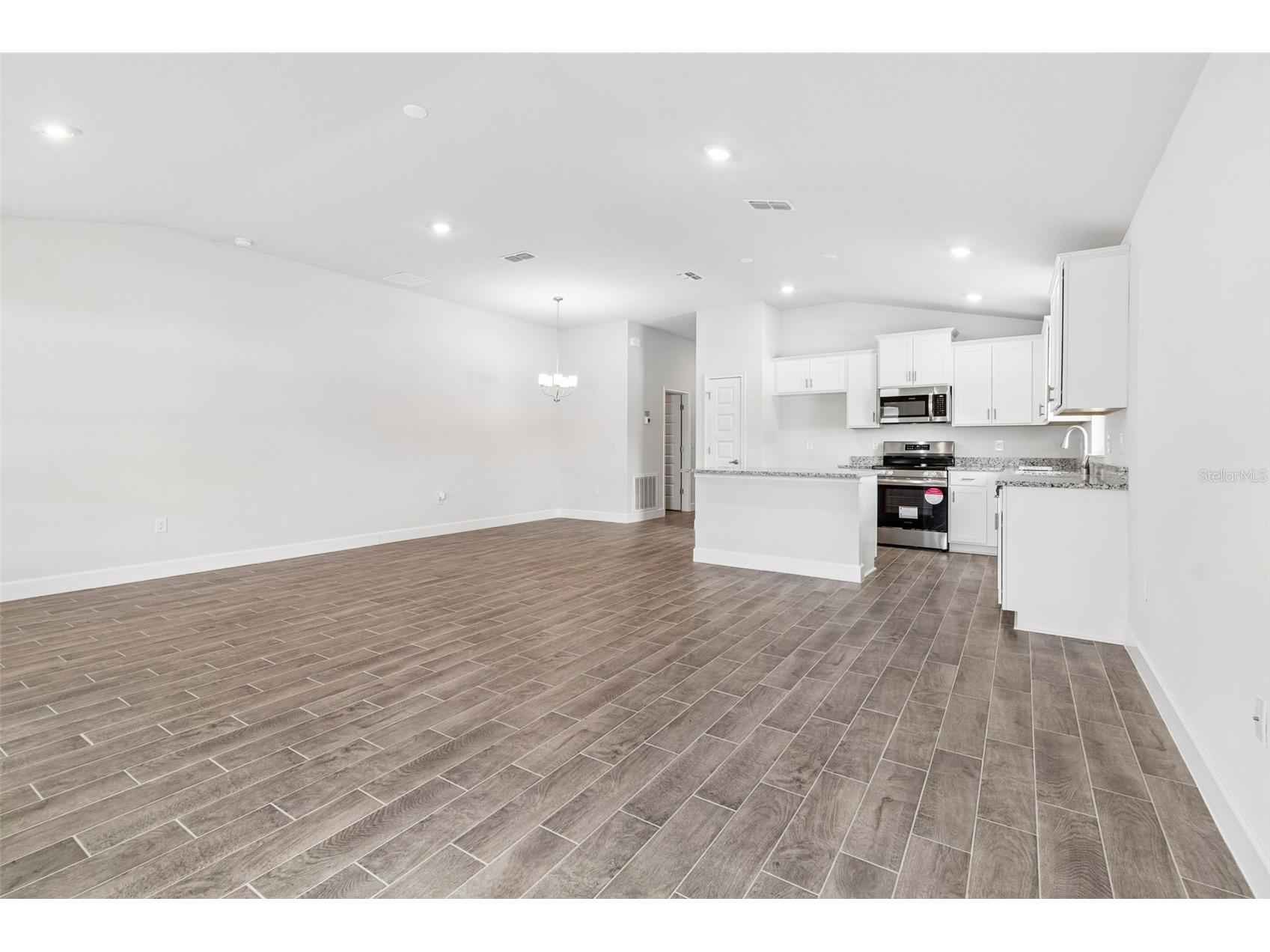 12976 Kent Bradley Street Dade City FL 33525 TB8493462 image35