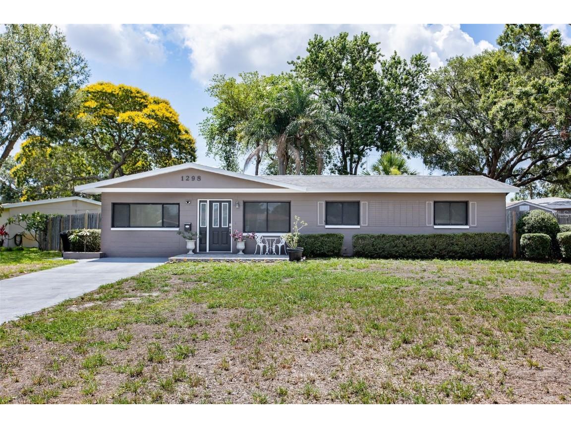 1298 61st Avenue N Saint Petersburg FL 33703 U8203426 image1