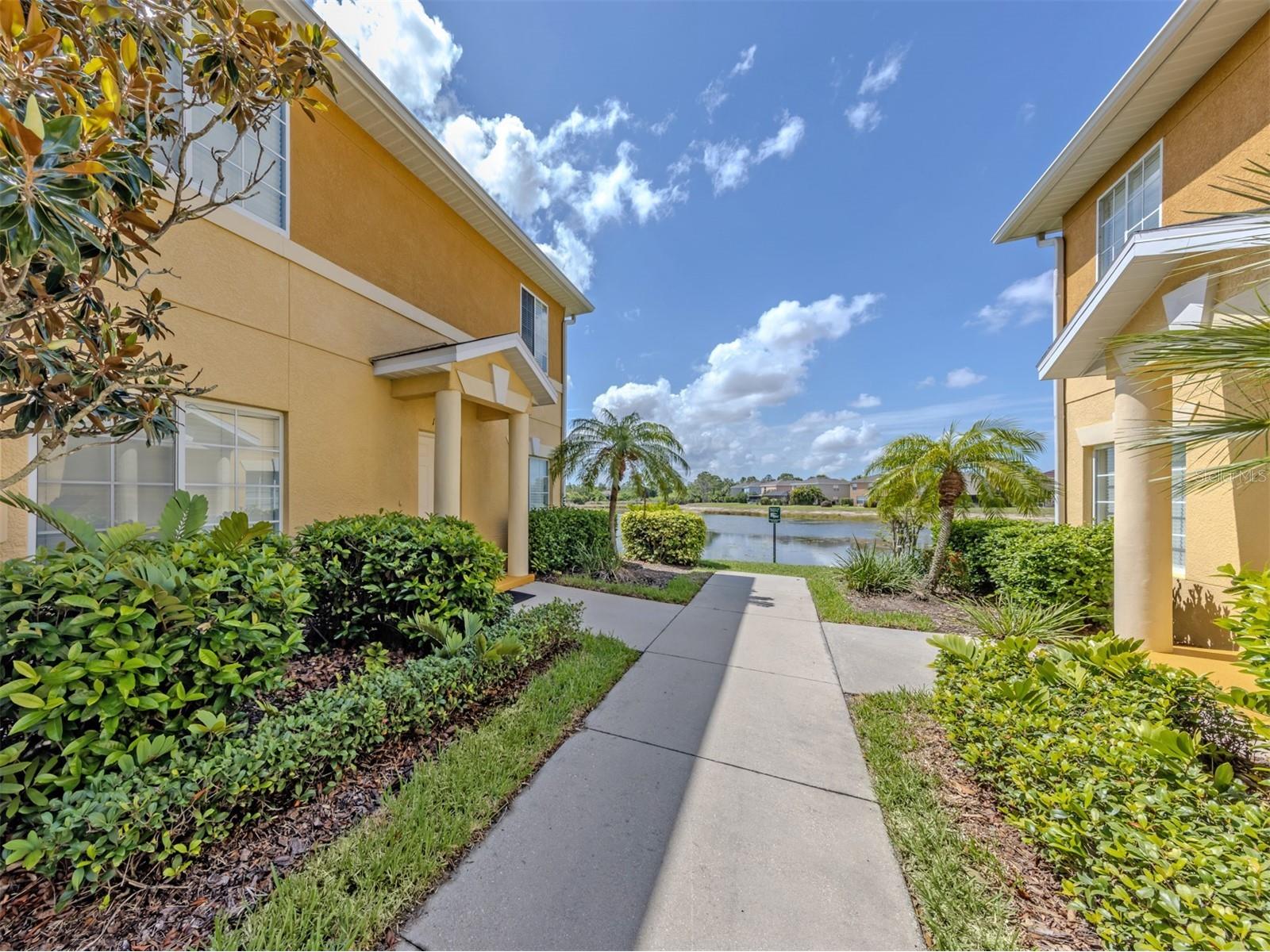 12983 Tigers Eye Drive Venice FL 34292 N6144681 image2