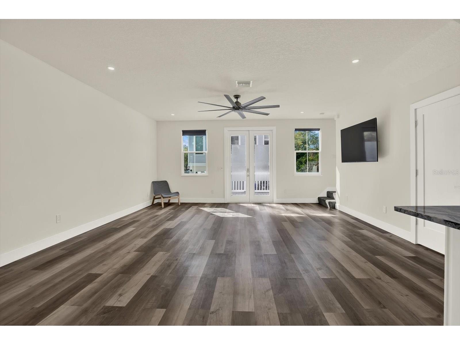 1299 5th Street S Saint Petersburg FL 33701 TB8473861 image10