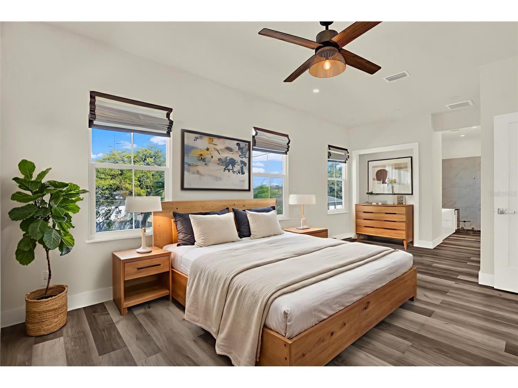 1299 5th Street S Saint Petersburg FL 33701 TB8473861 image12