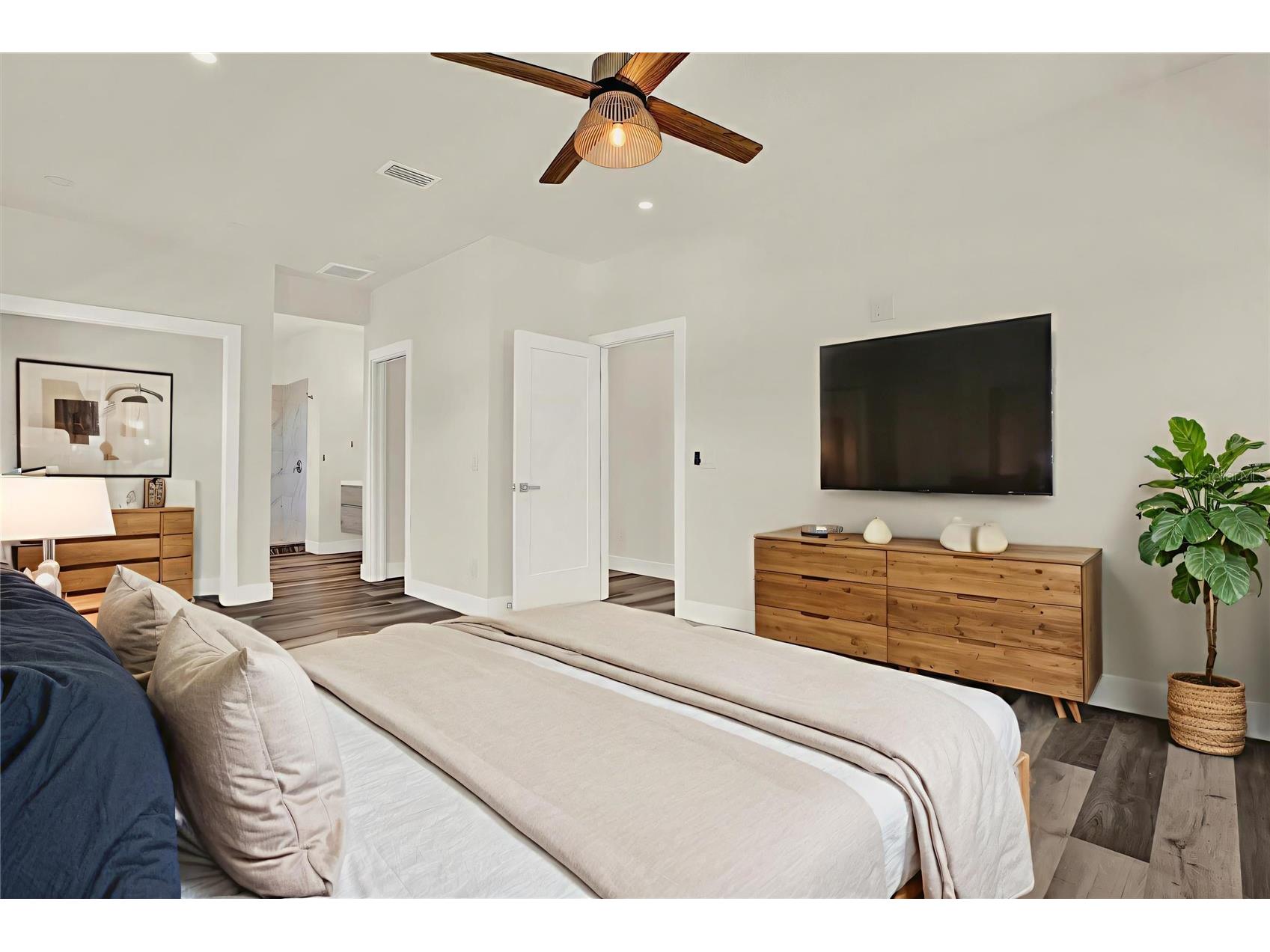 1299 5th Street S Saint Petersburg FL 33701 TB8473861 image14