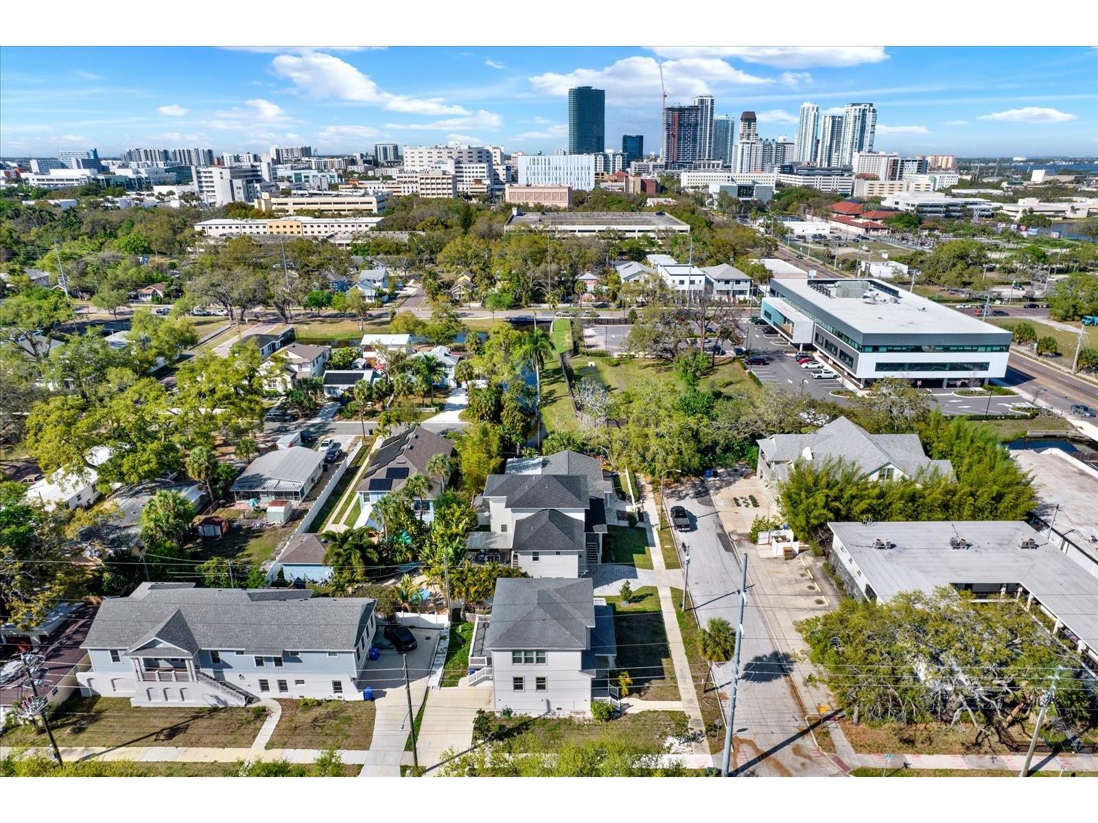 1299 5th Street S Saint Petersburg FL 33701 TB8473861 image30