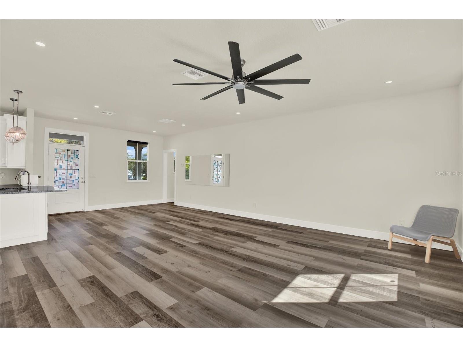 1299 5th Street S Saint Petersburg FL 33701 TB8473861 image8