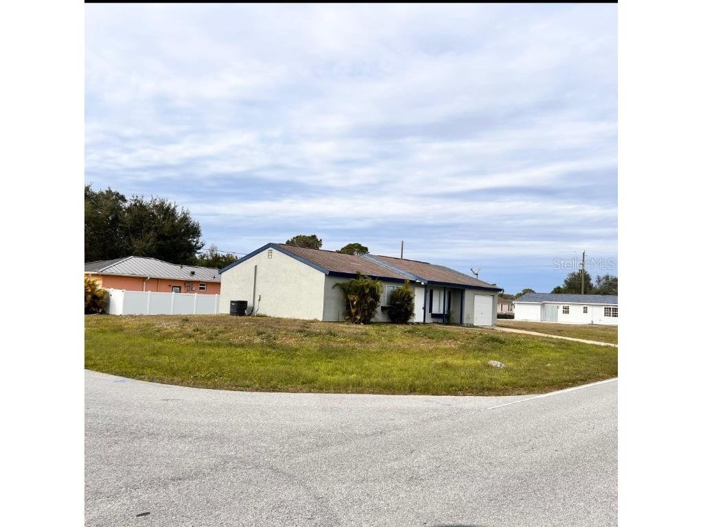 1299 Birchcrest Boulevard Port Charlotte FL 33952 TB8445617 image20