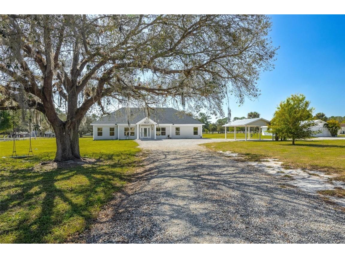 1299 Ivan Boulevard Labelle FL 33935 A4599122 image1