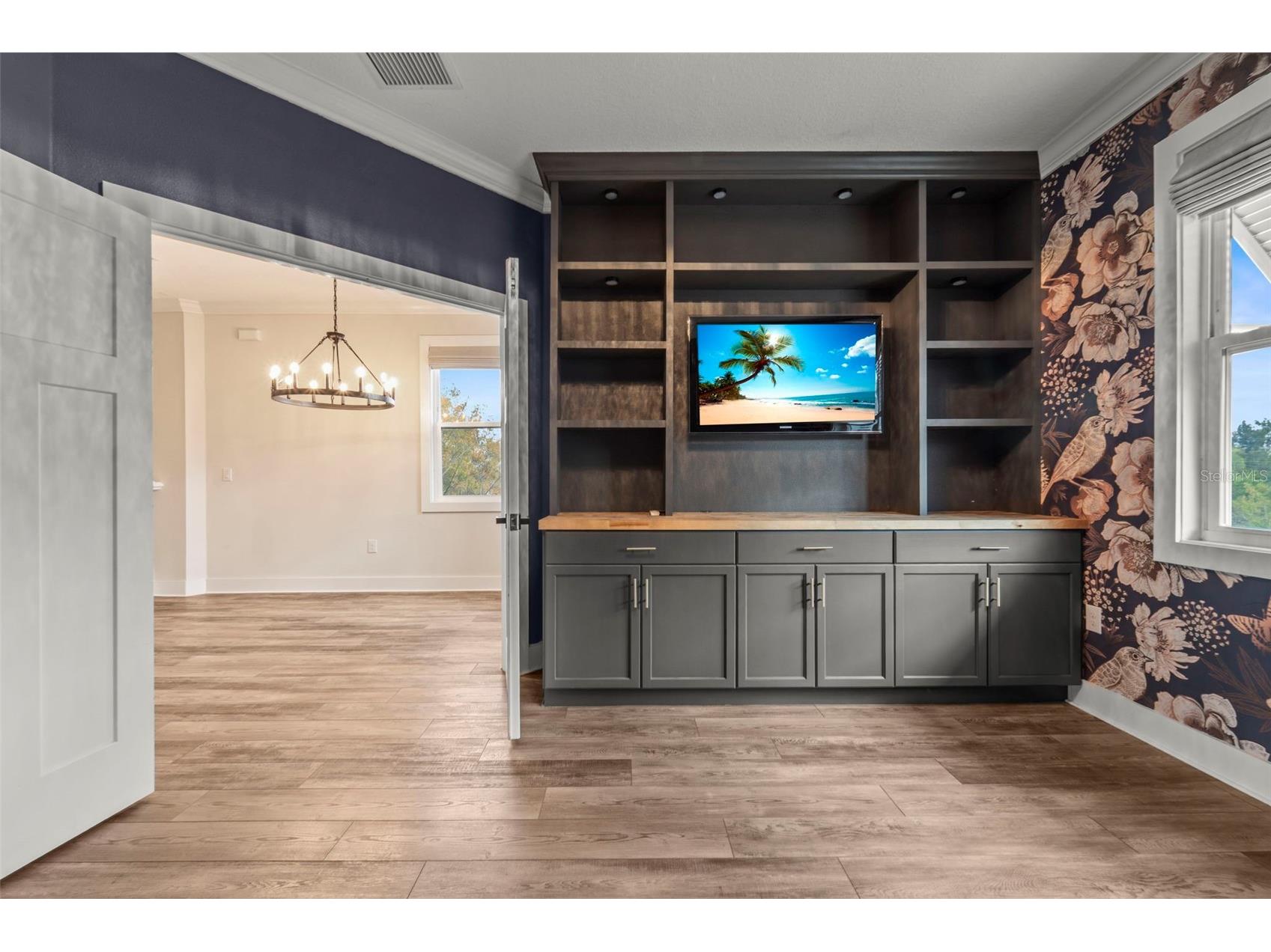 1299 Savona Drive NE Saint Petersburg FL 33702 TB8479314 image20
