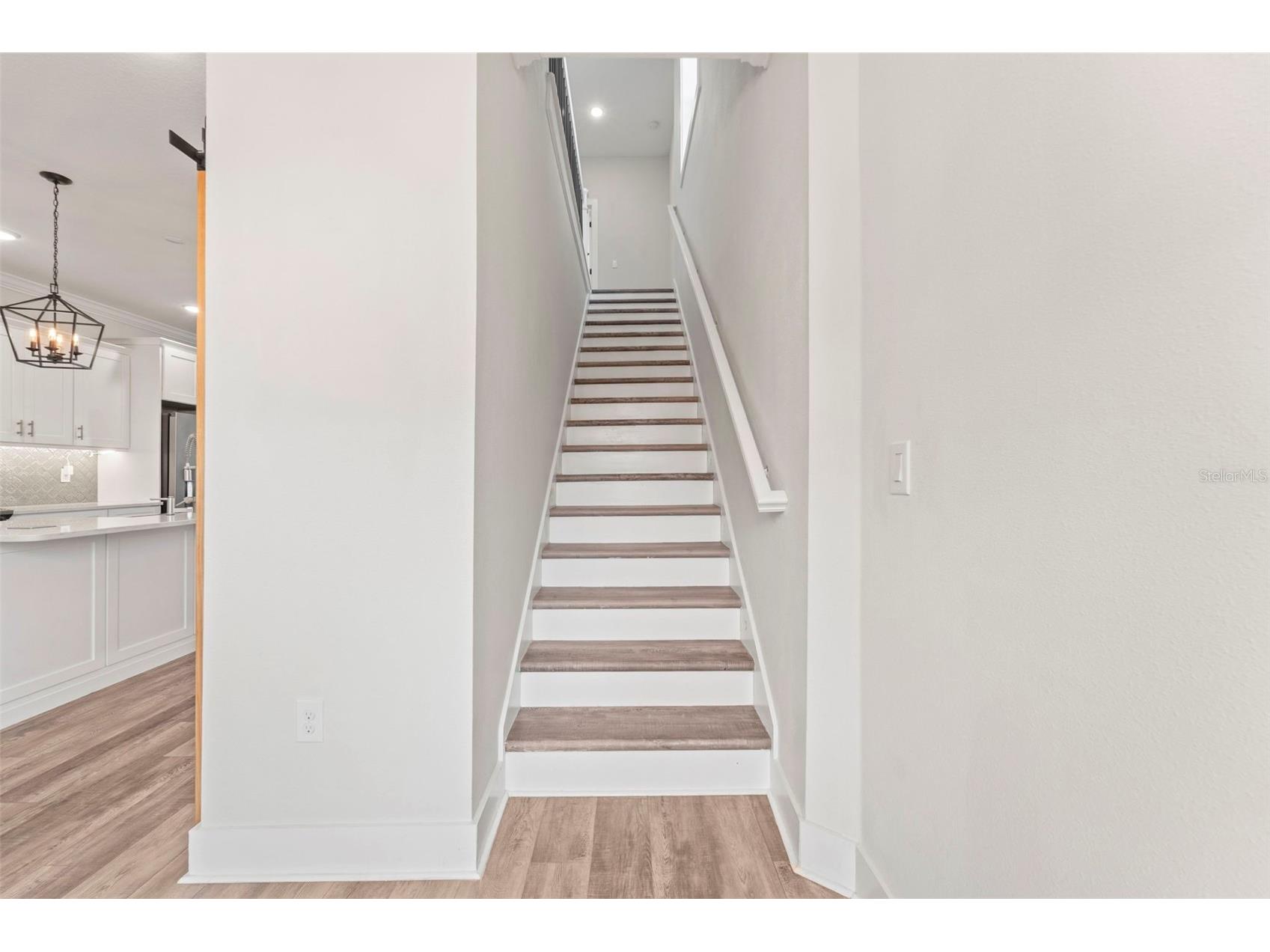 1299 Savona Drive NE Saint Petersburg FL 33702 TB8479314 image24