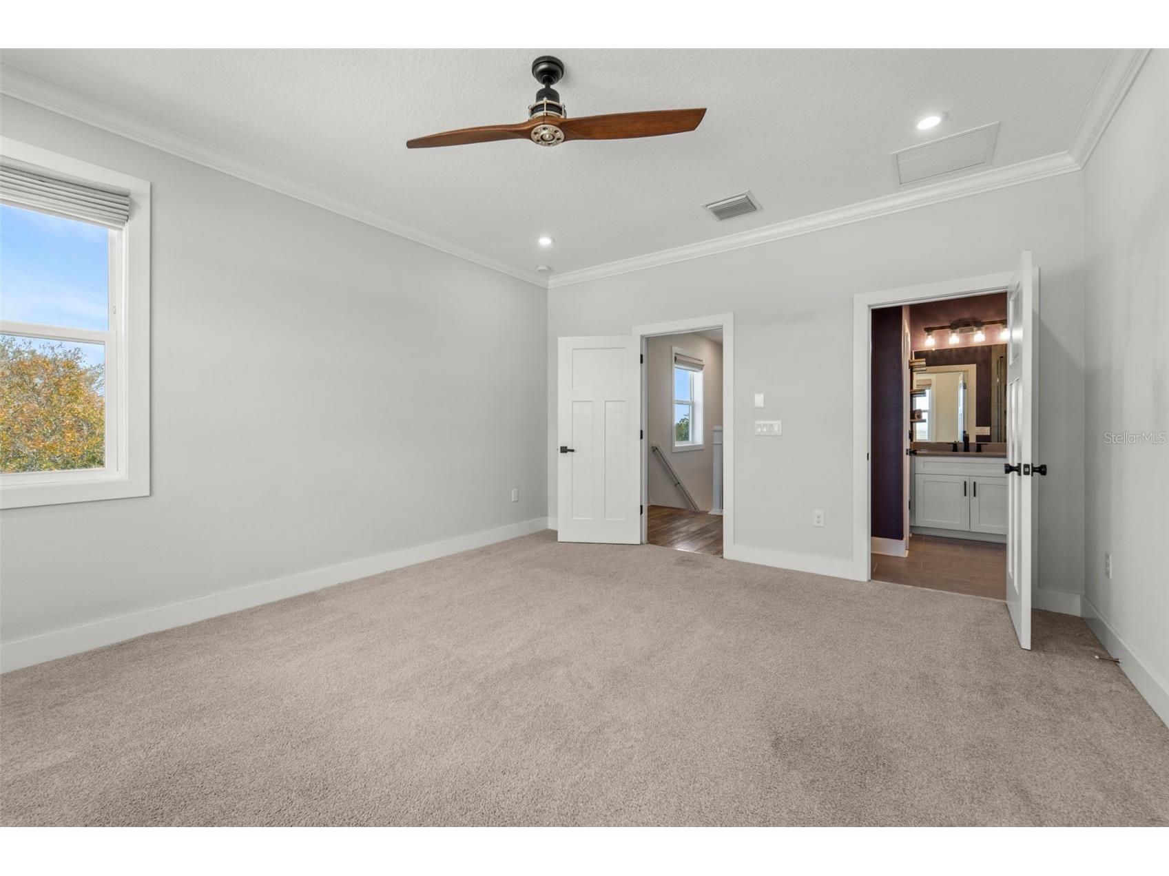 1299 Savona Drive NE Saint Petersburg FL 33702 TB8479314 image29