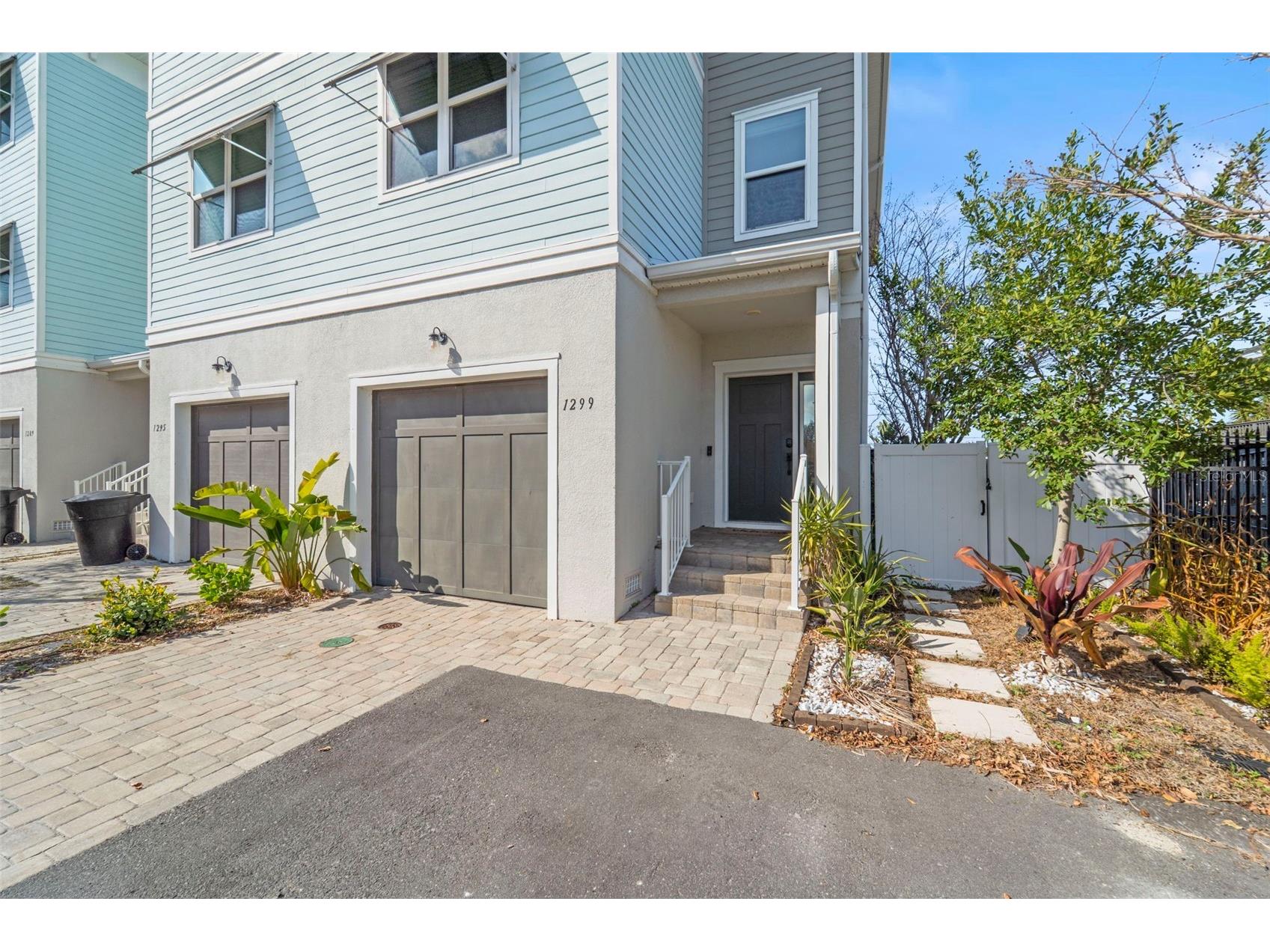 1299 Savona Drive NE Saint Petersburg FL 33702 TB8479314 image68