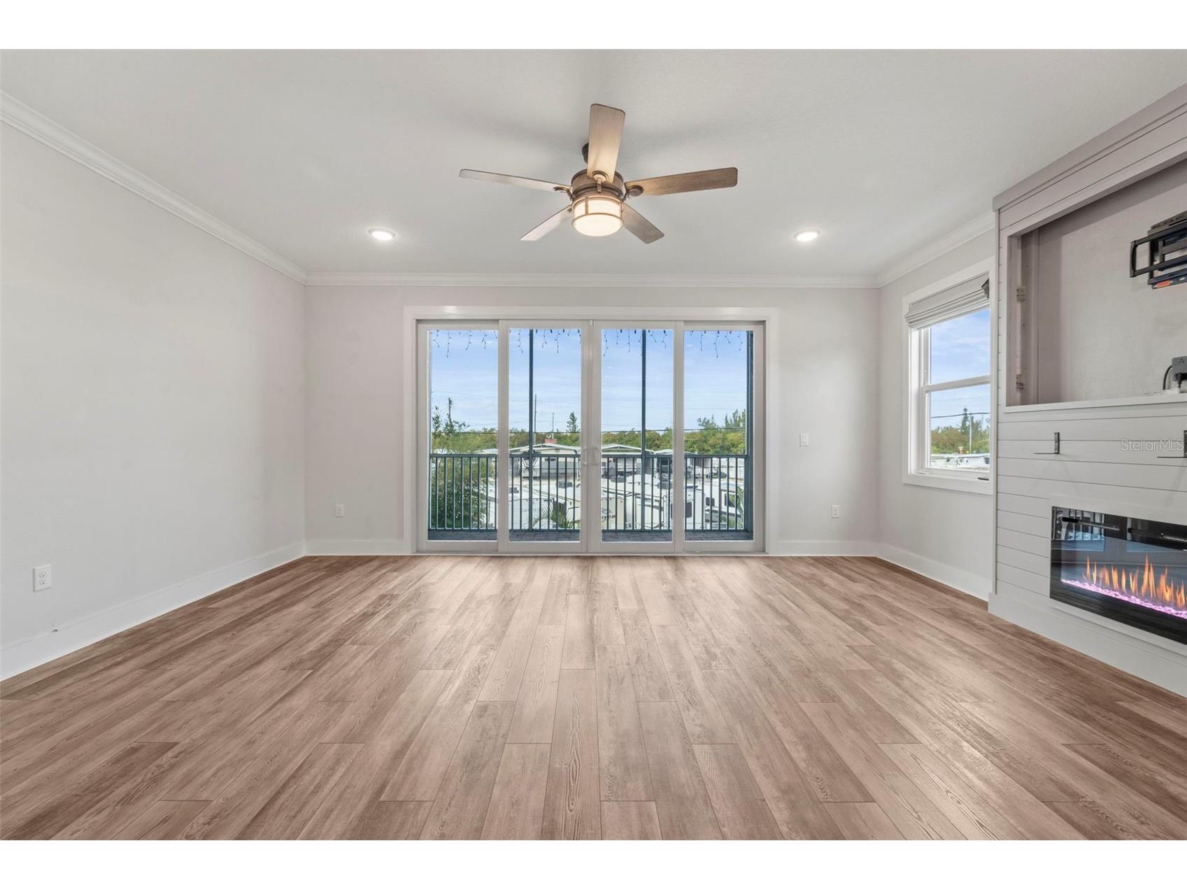 1299 Savona Drive NE Saint Petersburg FL 33702 TB8479314 image77