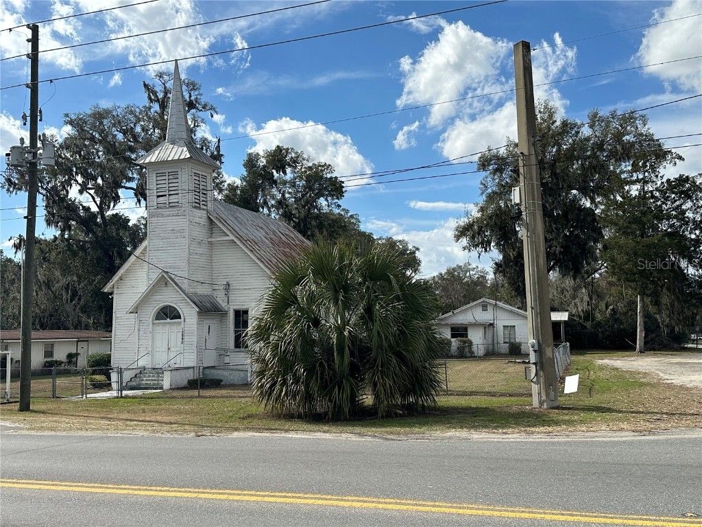 12990 NE Jacksonville Road Anthony FL 32617 OM652531 image1