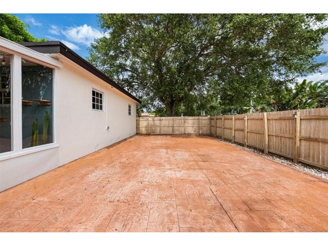 12995 NE 5th Avenue North Miami FL 33161 TB8454035 image23