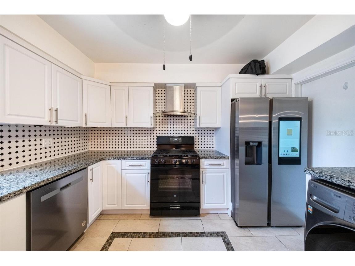 12995 NE 5th Avenue North Miami FL 33161 TB8454035 image5