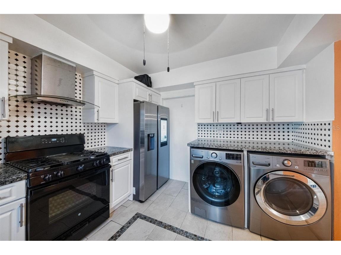 12995 NE 5th Avenue North Miami FL 33161 TB8454035 image6