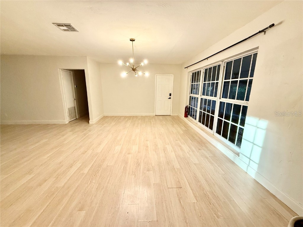 12995 NE 5th Avenue North Miami FL 33161 TB8454035 image9