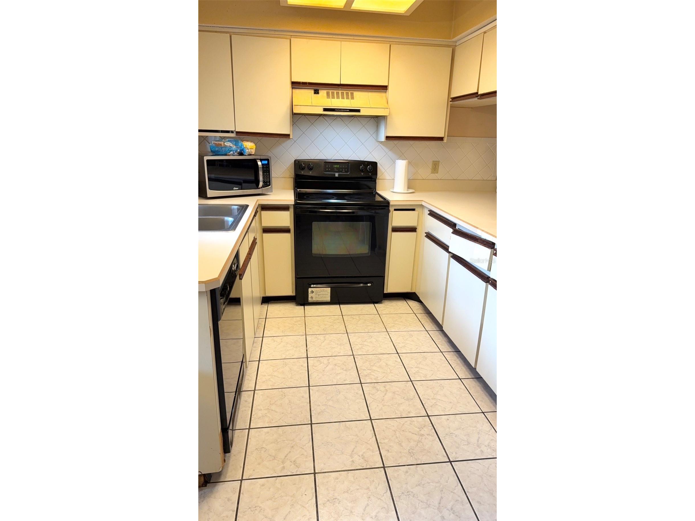 13 Blackfoot Court Palm Coast FL 32137 FC316822 image8