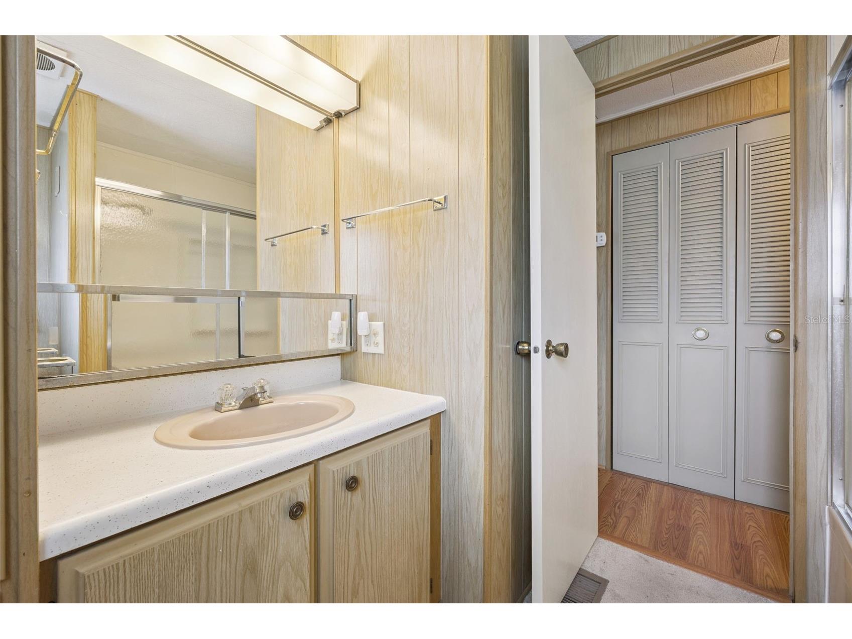 13 Cocos Plumosa Drive #B Eustis FL 32726 - Trout Lake O6408783 image19