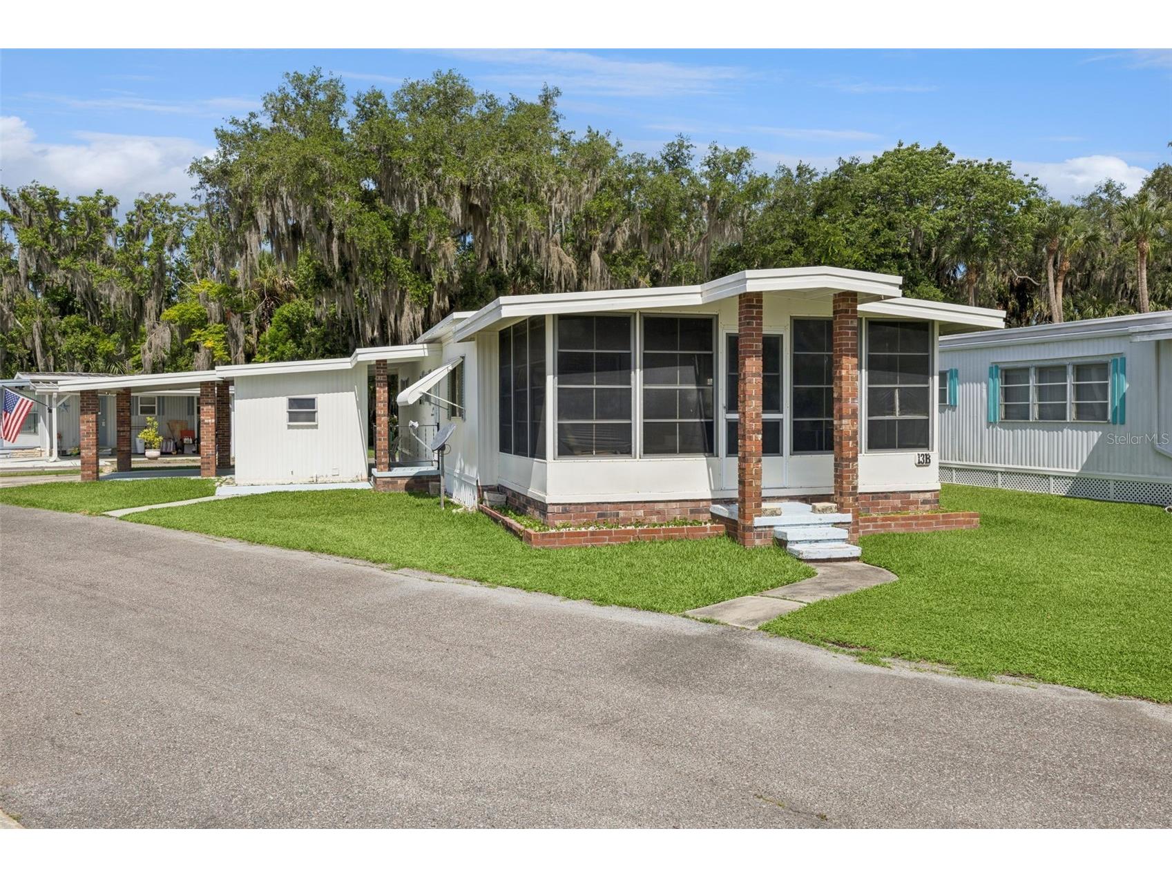 13 Cocos Plumosa Drive #B Eustis FL 32726 - Trout Lake O6408783 image2