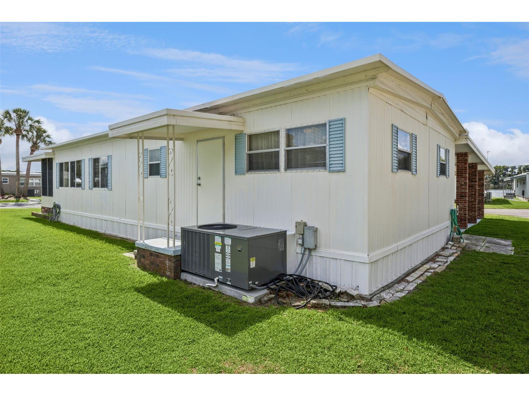 13 Cocos Plumosa Drive #B Eustis FL 32726 - Trout Lake O6408783 image27