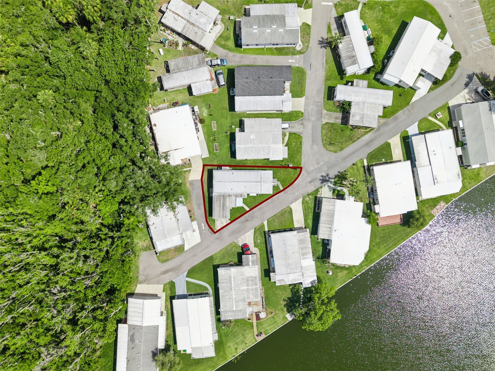 13 Cocos Plumosa Drive #B Eustis FL 32726 - Trout Lake O6408783 image31