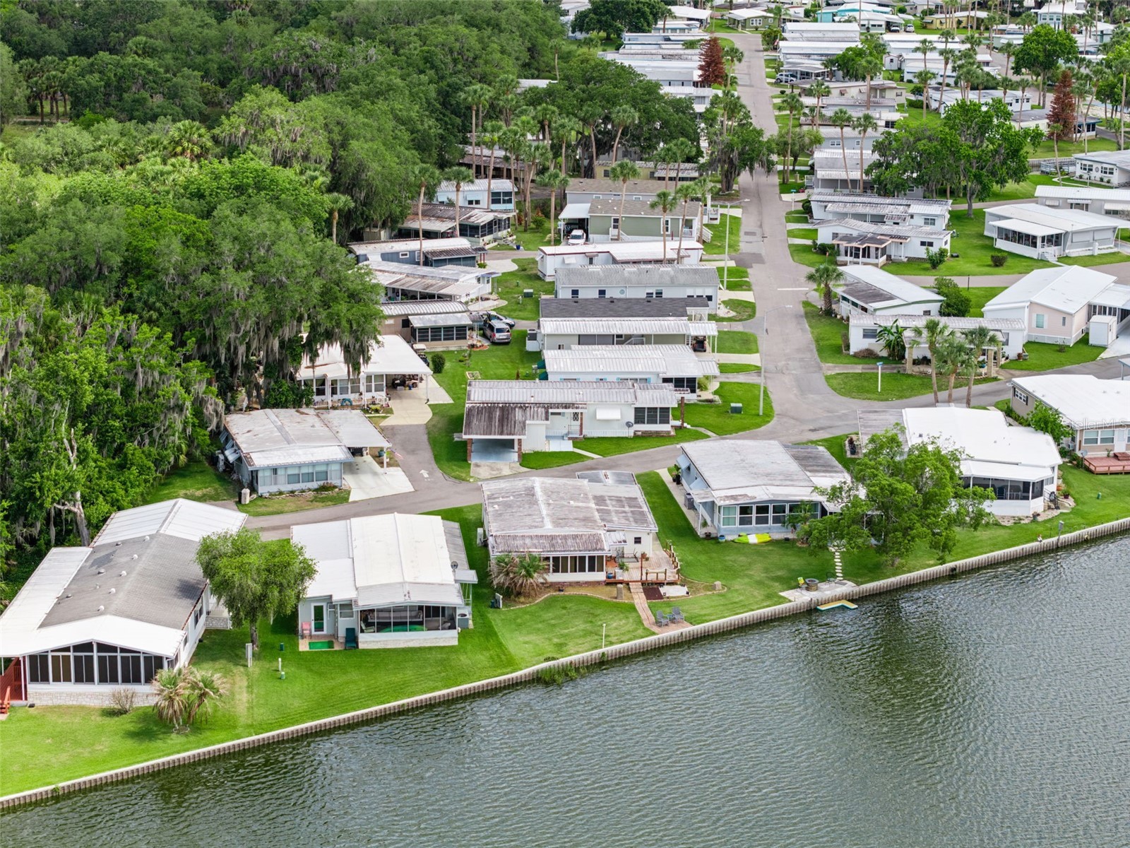 13 Cocos Plumosa Drive #B Eustis FL 32726 - Trout Lake O6408783 image46