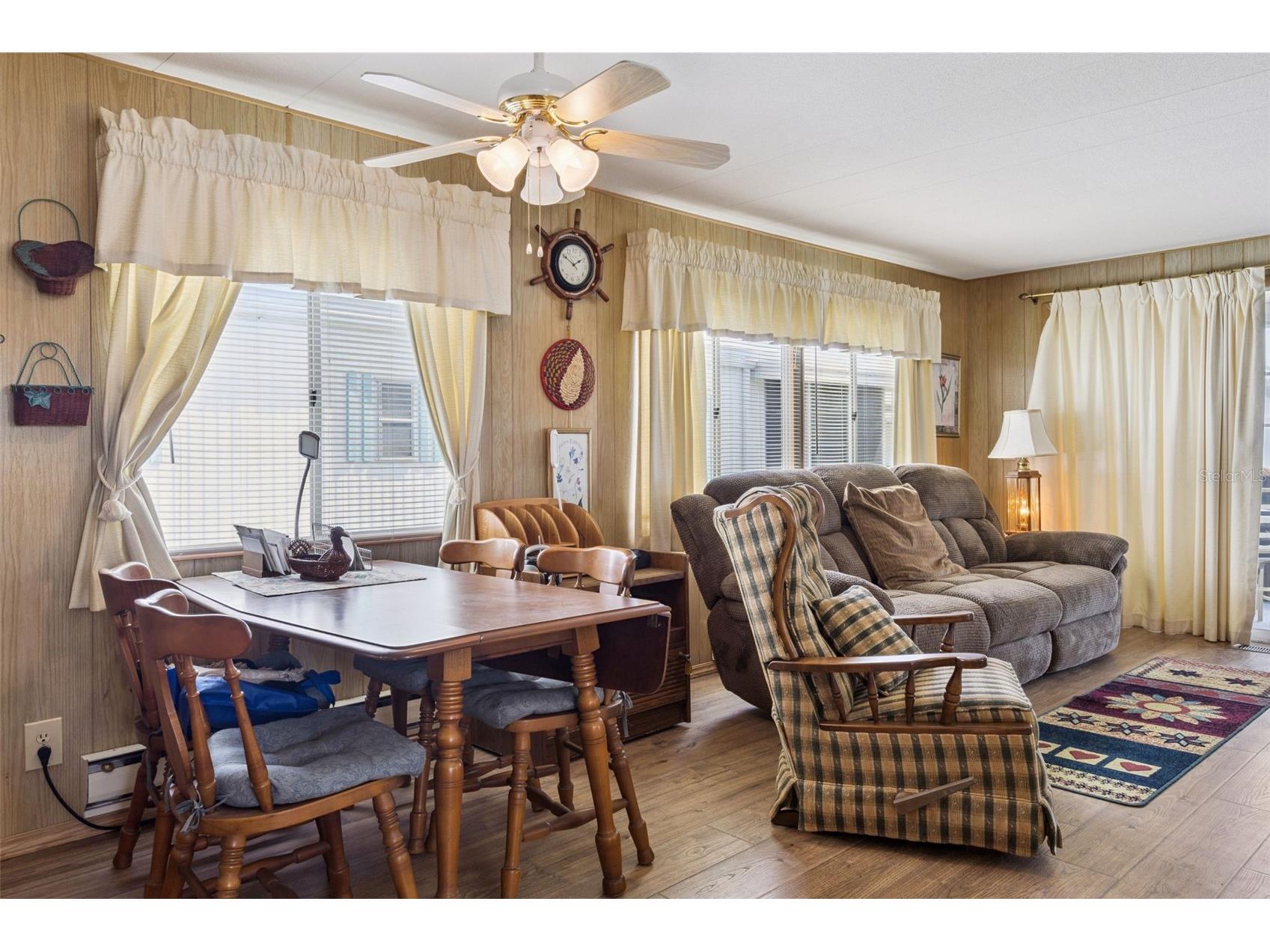 13 Cocos Plumosa Drive #B Eustis FL 32726 - Trout Lake O6408783 image7