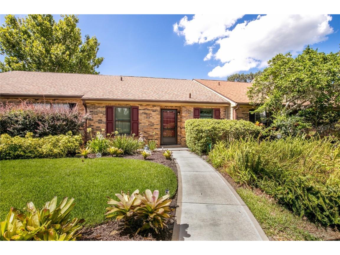 13 Cove Lane Eustis FL 32726 - LAKE WOODWARD G5084861 image1