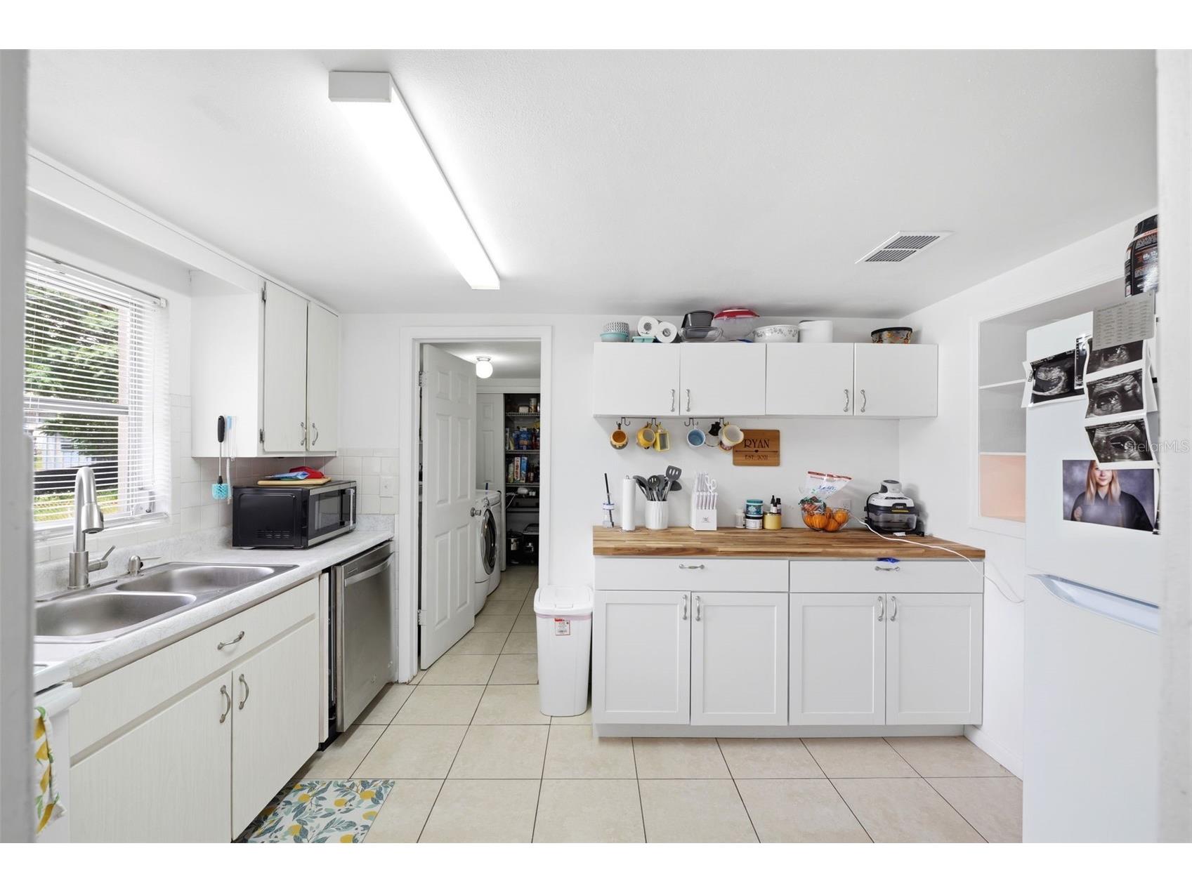 13 E Lemon Street Beverly Hills FL 34465 W7886033 image10